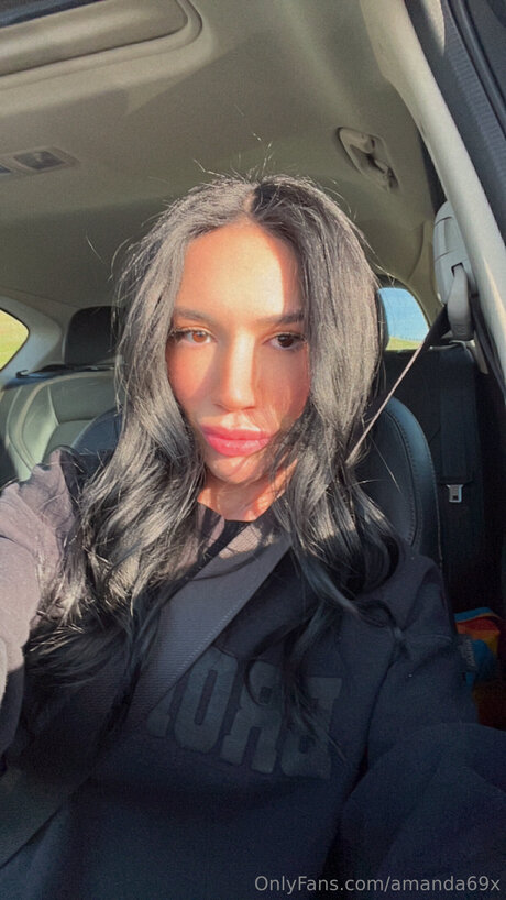 Amanda69x high quality pornstar picture