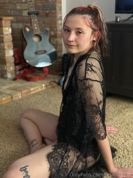 Skyedawsin nude pornstar gallery