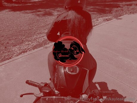 Kayleakendall model exclusive pictures