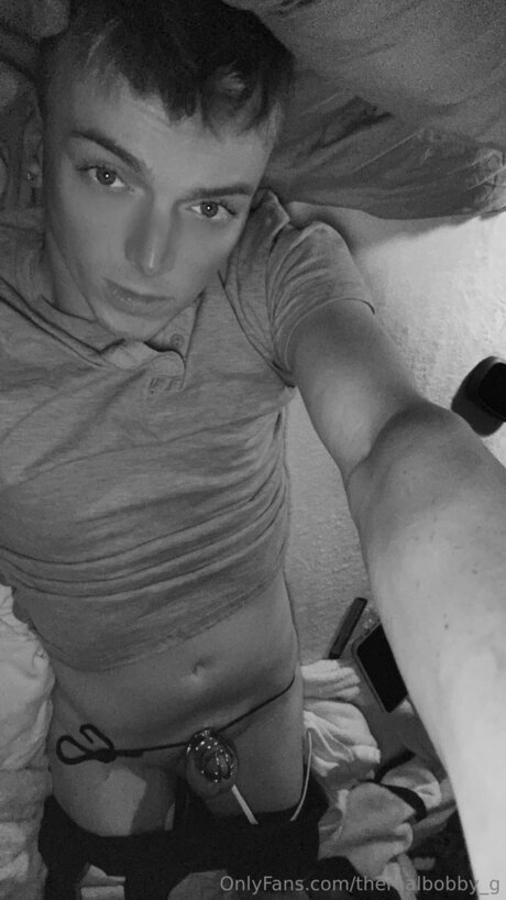 Whiteboygrantt model nudes photos