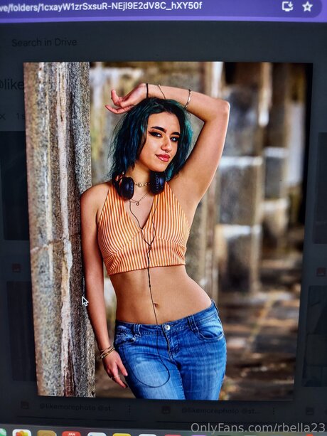 Rbella23 model nudes photo