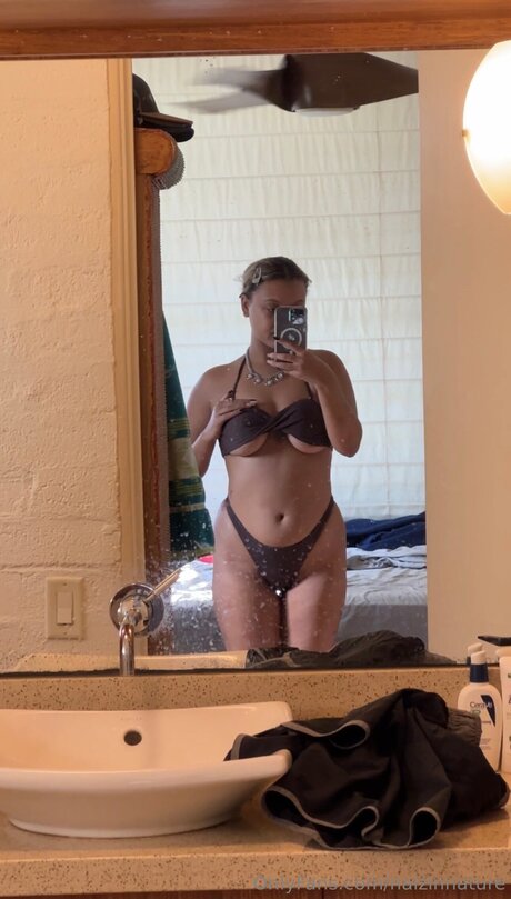 Nalzinnature nudes pornstar pics