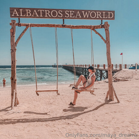 Maya Dreamx pretty model pictures