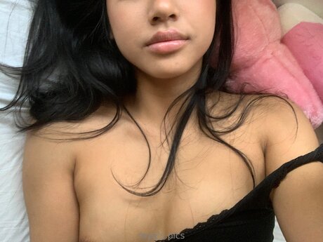 Myaarawrr star porn image