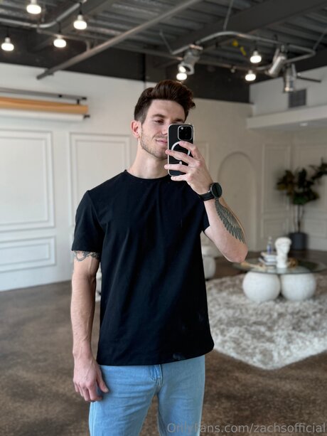 Zachsofficial nudes pornstar pic