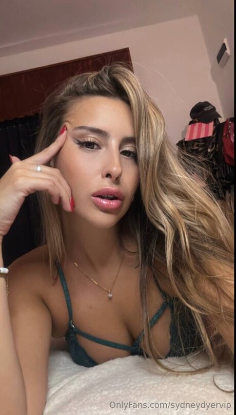 Sydneydyervip sexy model img