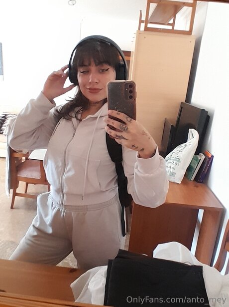 innocent onlyfans free picture