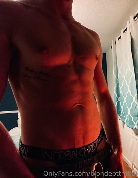 Hungblondebrit pornstar hot pic