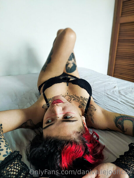 Danivallejooficial pornstar nude pics