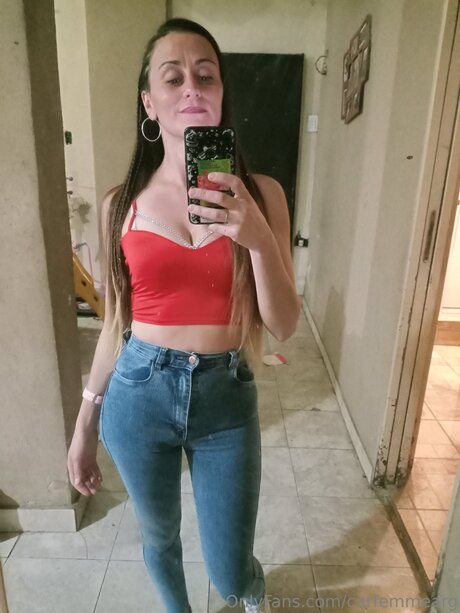 Carfemmearg star art picture