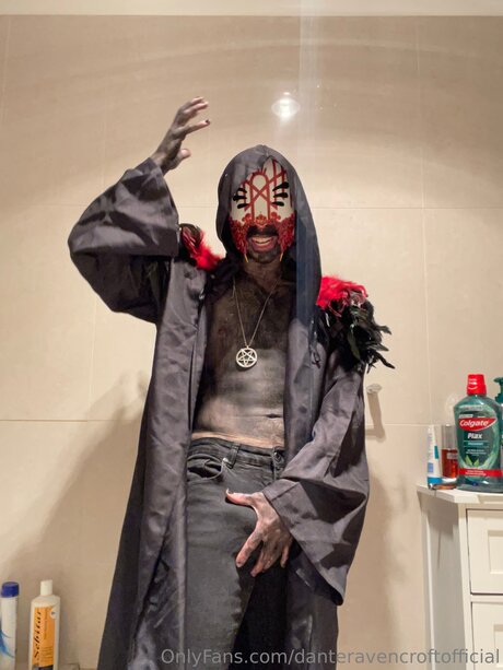 Danteravencroftofficial adult star img
