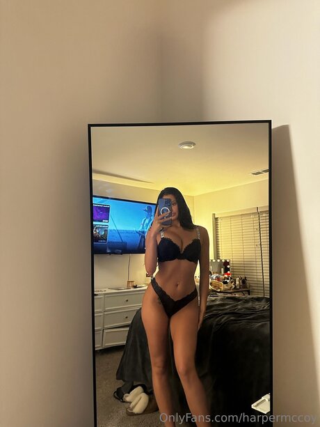 Harpermcoyyy hd pornstar pics