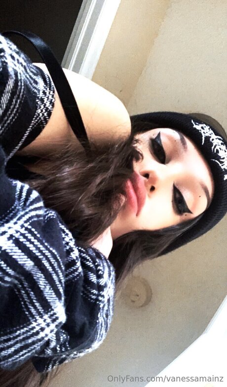 Vanessamainz nice model pics