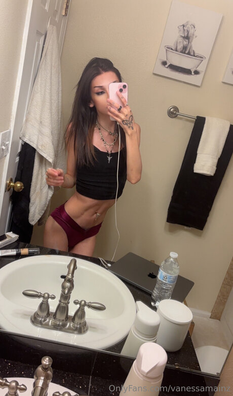 Vanessamainz best pornstar img
