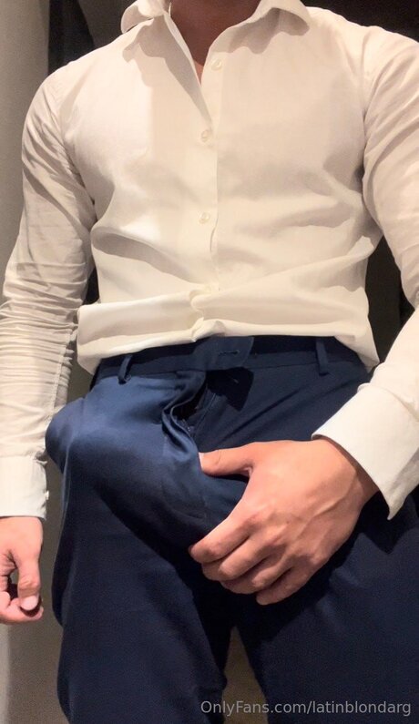 Latinblondarg pornstar adult photo