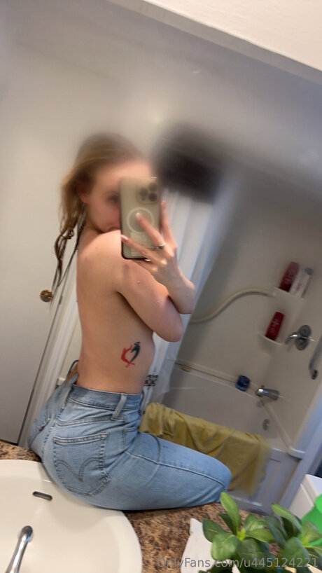 Bridgett Ttt best star pictures