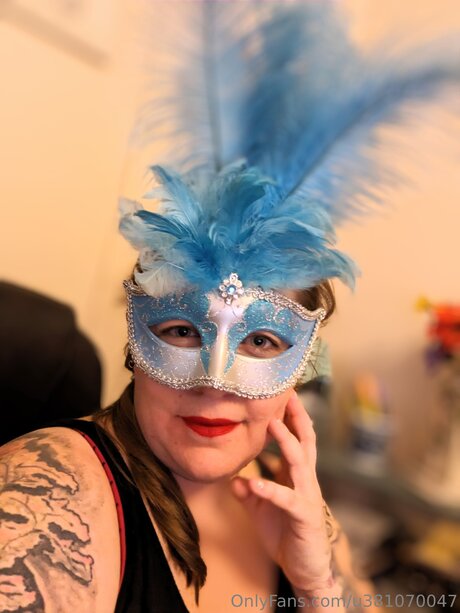 U381070047 pretty actress images