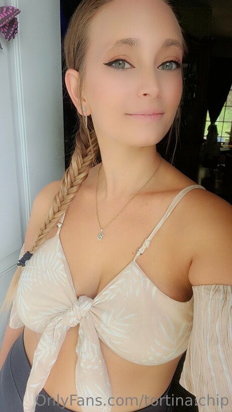 Titsmetina pornstar erotic archive