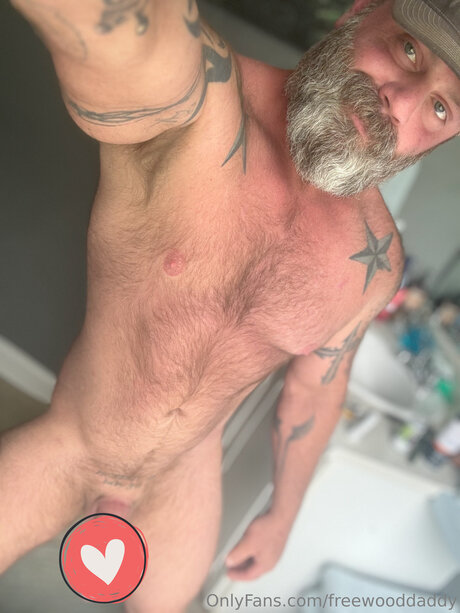 Freewooddaddy porn star pic