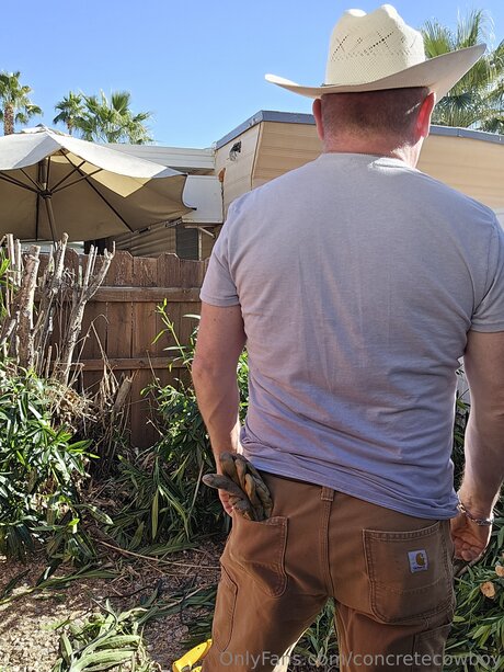 Concretecowboy naked model pics