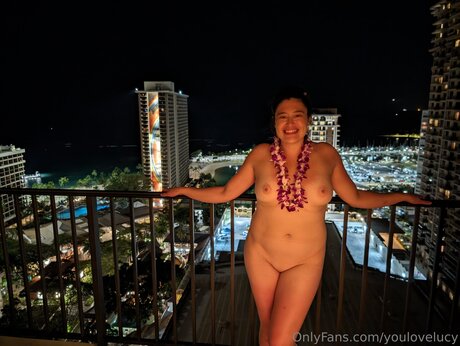 Youlovelucy model art image