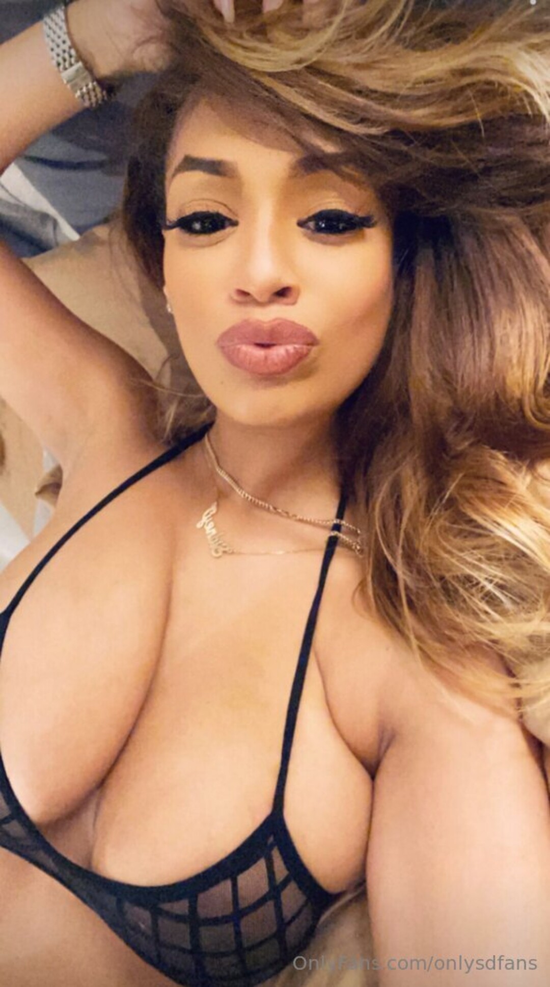 Onlysdfans model adult image