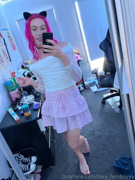 Foxy Femboyyy star adult photos