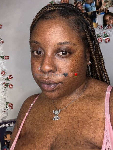 Freckledfantasy5 nice actress pictures