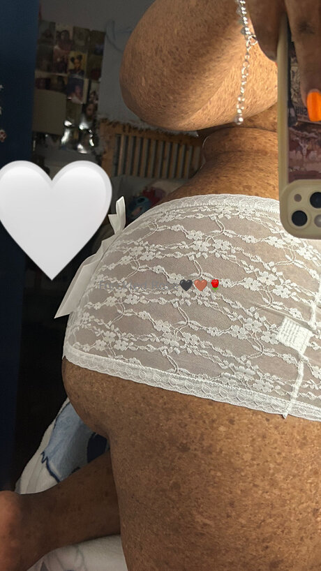 Freckledfantasy5 pornstar photos