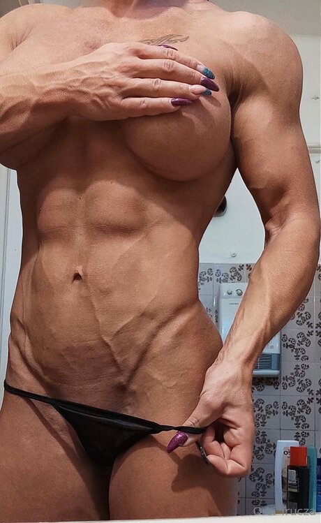 Truczaorsi xxx star photo