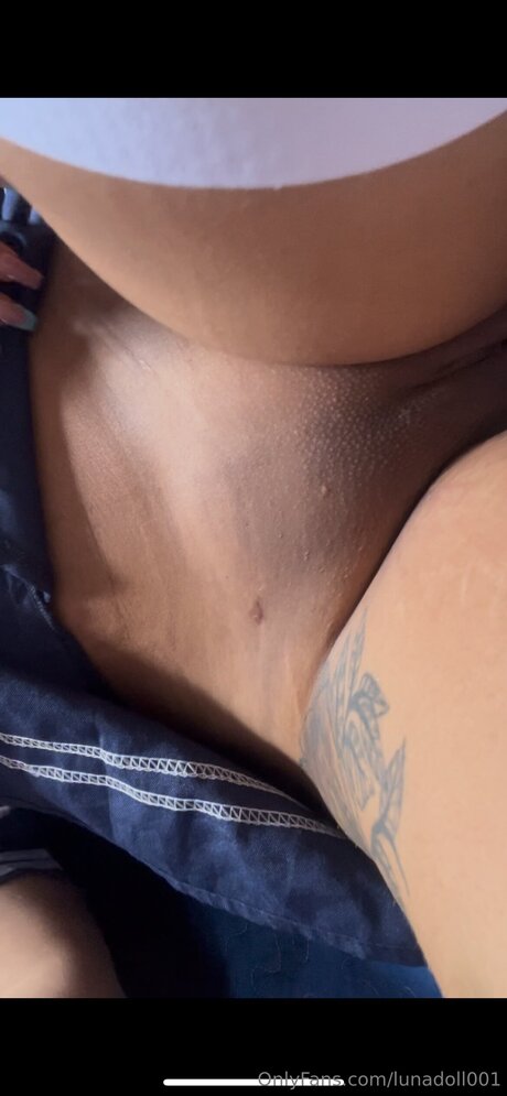 Lunadoll001 model porn pictures