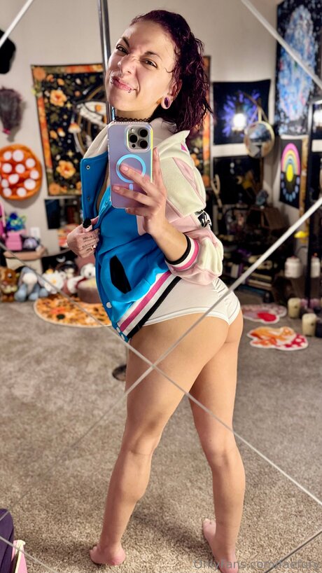 Faefury art model pic