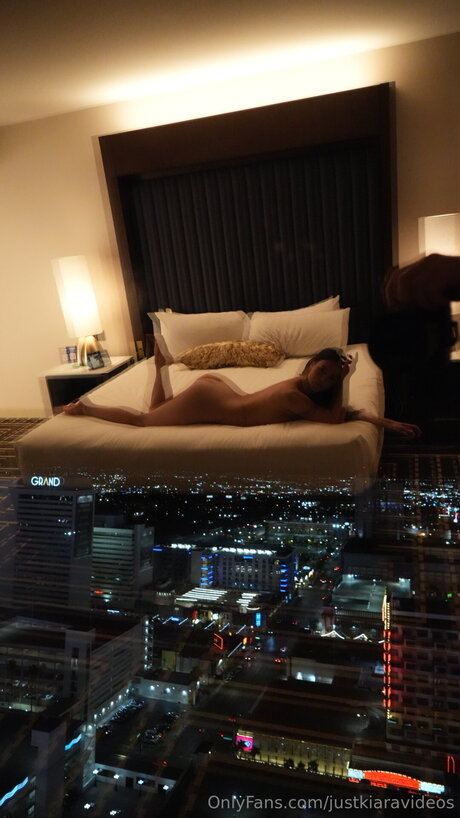 Justkiaravideos art model galleries