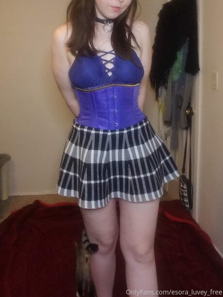 Esora Luvey Free pornographic model image