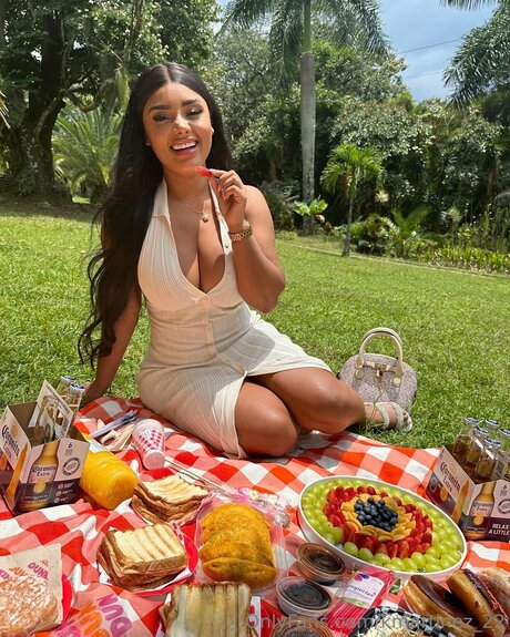 blowjob teen onlyfans hot sexy photo