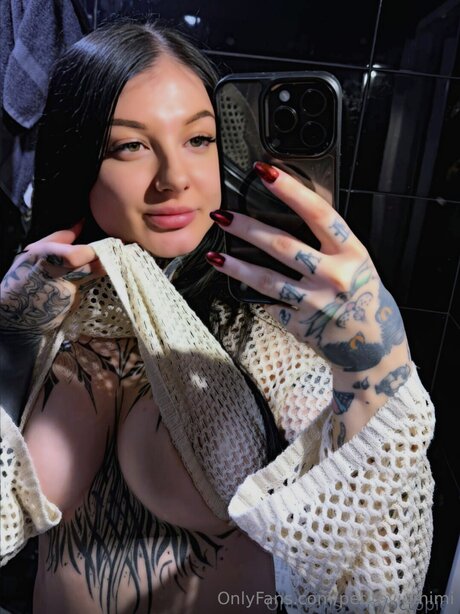 Petitevipmimi erotic star photo