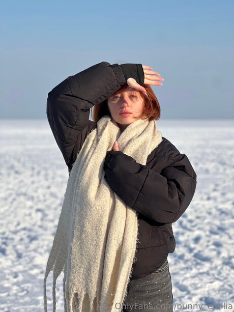 Bunny Emilia naked actress gallery