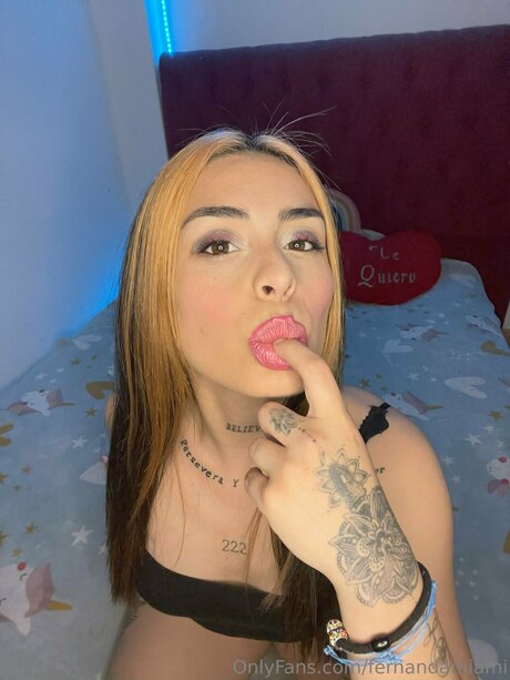 Kaylaninewman model best picture