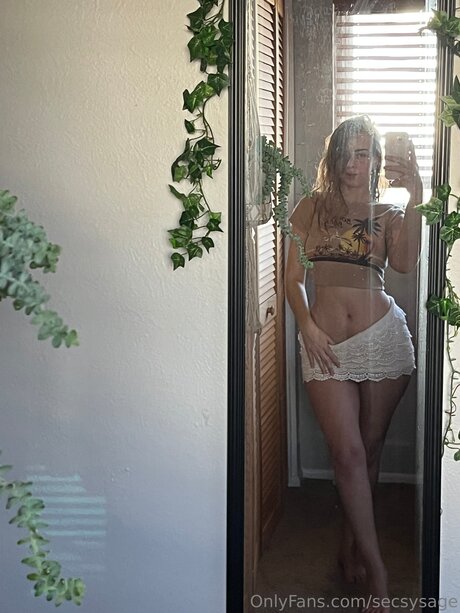 hooters onlyfans hot gallery