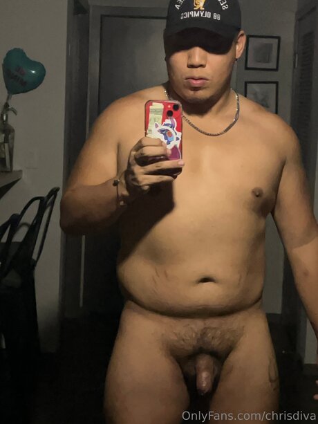 Chrisdiva perfect actress img