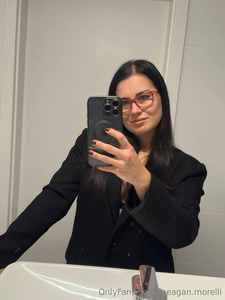 Meganscrazyworld pornstar adult images