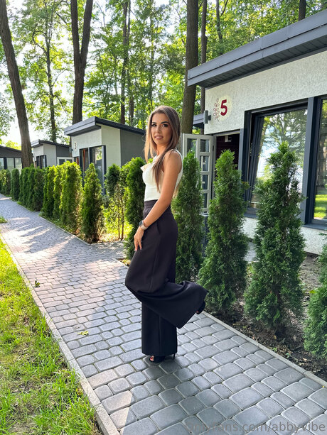 Abbyvibe perfect pornstar img