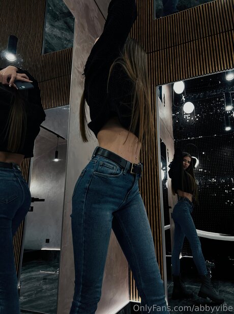 Abbyvibe model pornographic img