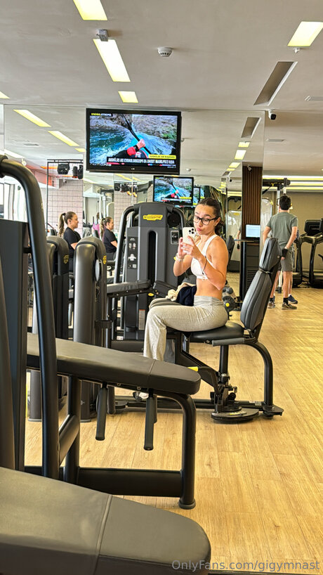 Gigymnast hot actress galleries