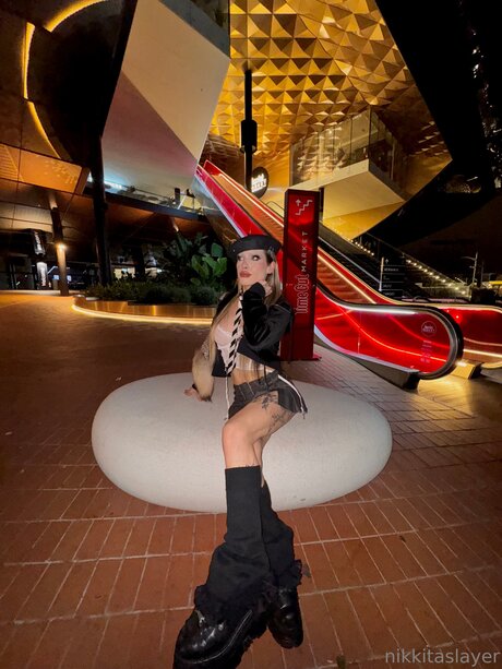 Nikkitaslayer model pretty galleries