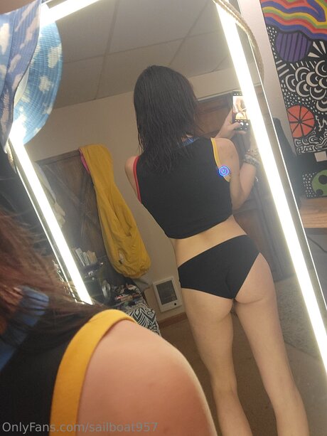 innocent onlyfans pornos picture