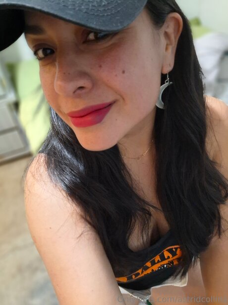 Astridcollins pretty model pics