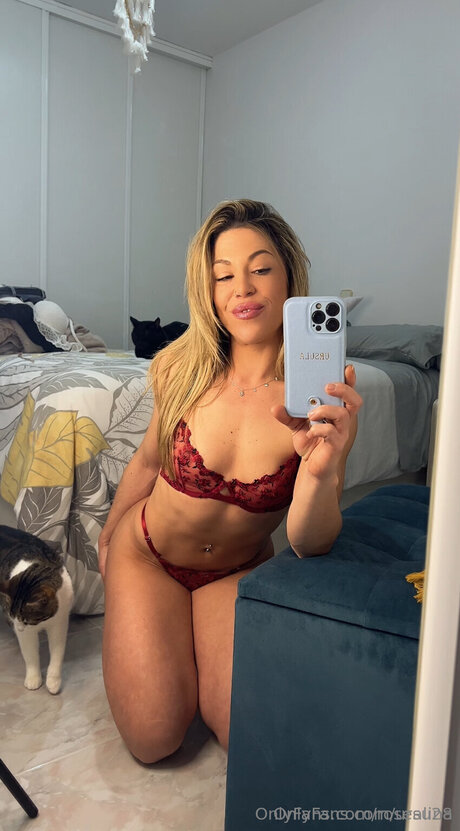 Rosealina art model images