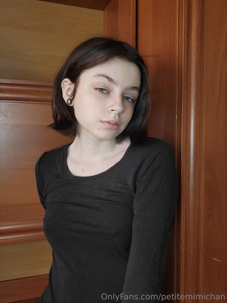 Petitemimiuwu nudes actress photos