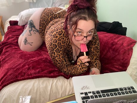 Foxxxy Sybil sexy star picture